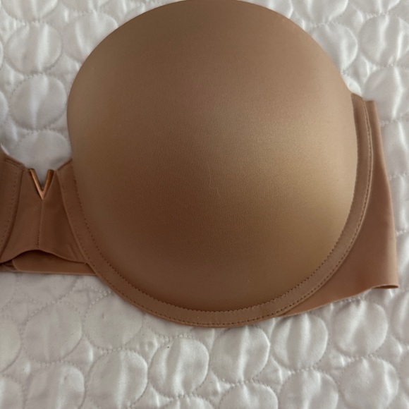 Victorias Secret women size 32D Tan Strapless underwire Bra - Picture 3 of 8